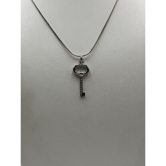 Sterling Silver 925 Designer SIGNED Diamond Chip Key Shaped Pendant Necklace - Picture 14 of 14